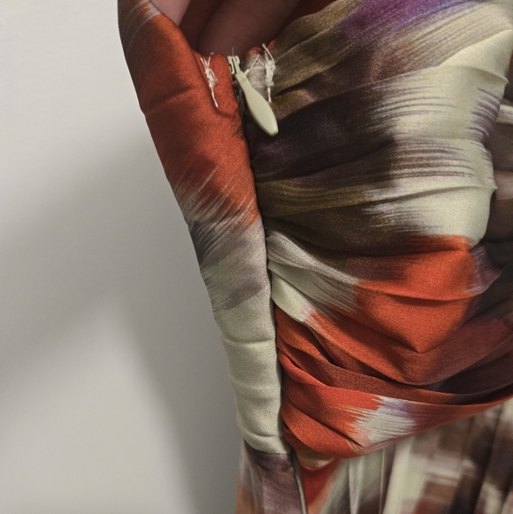 MNG (Bloggers Favorite) Pleated Satin Dress Size Small - Picture 10 of 13